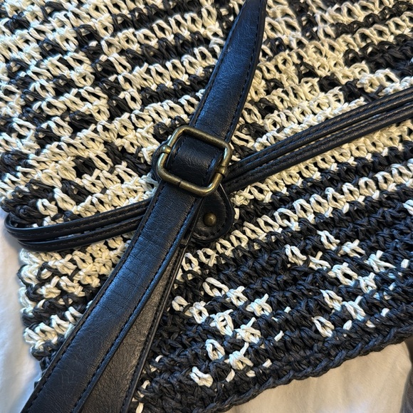 Lucky brand paper knit bag - Picture 7 of 12